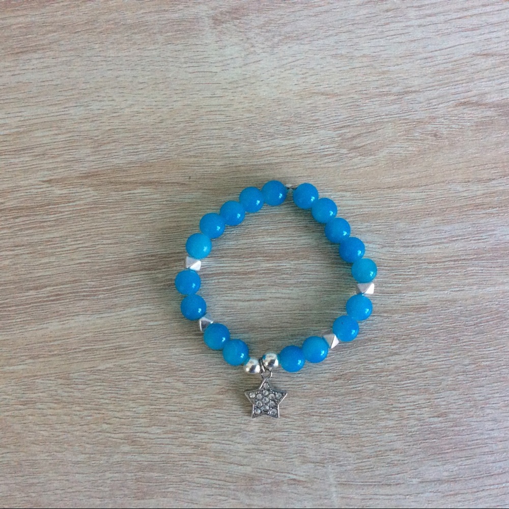 Blue beaded bracelet